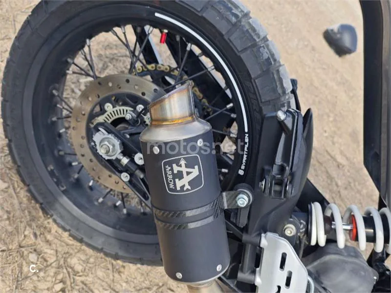 Husqvarna Svartpilen 401 - Vista 3
