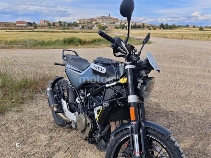 Husqvarna Svartpilen 401 - Vista 5