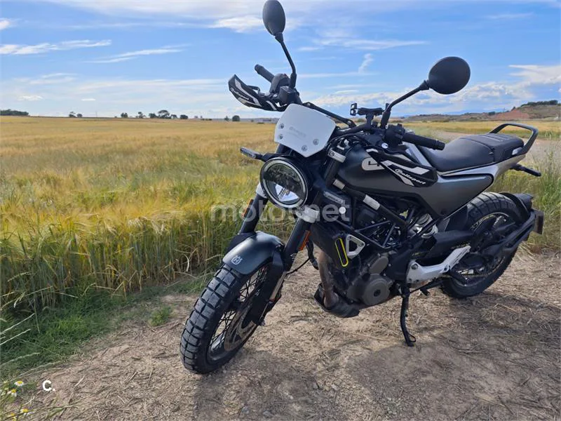 Husqvarna Svartpilen 401 - Vista 6