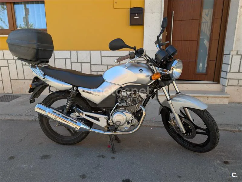 Yamaha YBR125 - Vista 3