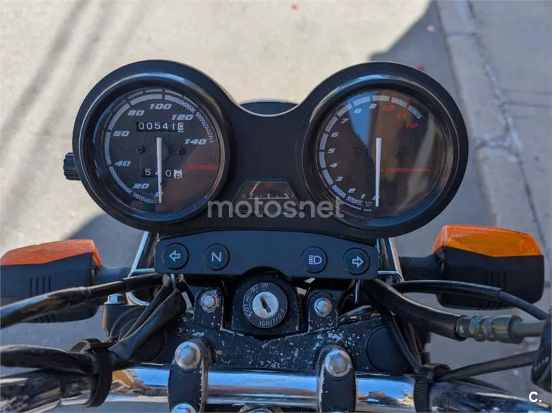 Yamaha YBR125 - Vista 7