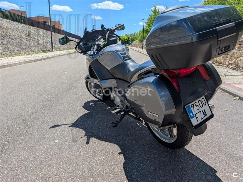 Honda NT700V Deauville - Vista 4