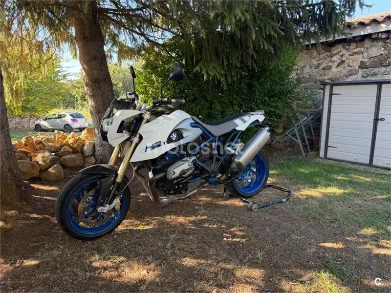 BMW HP2 Megamoto - Vista 6