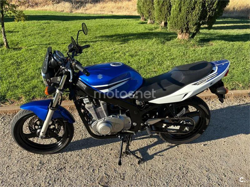 Suzuki GS500 - Vista 7