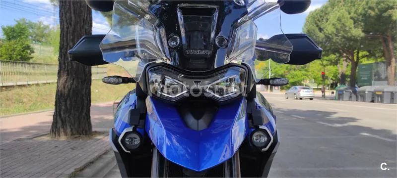 Triumph Tiger 900 - Vista 15