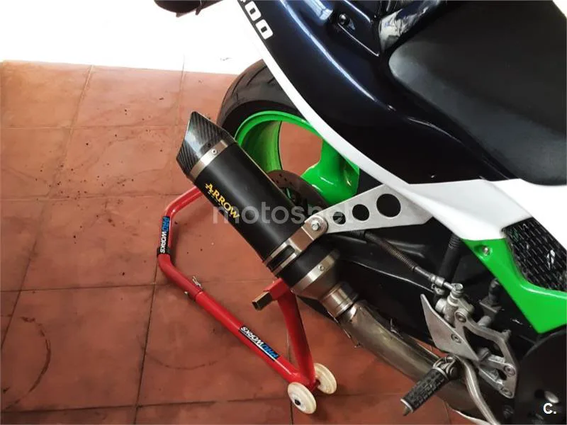 Kawasaki ZXR400 - Vista 8