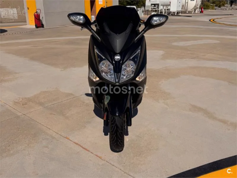 SYM Joymax 300 - Vista 7