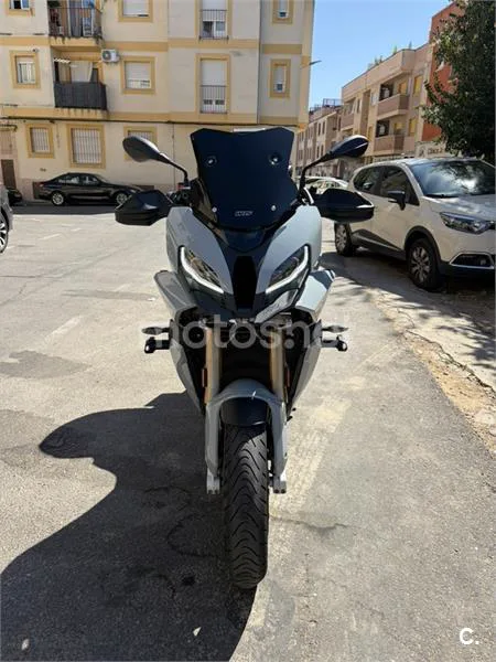 BMW S 1000 XR - Vista 9