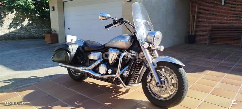 Yamaha XVS1300A Midnight Star - Vista 5