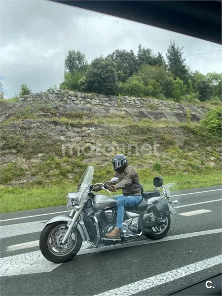 Yamaha XVS1300A Midnight Star - Vista 9