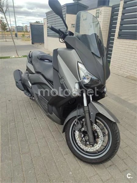Yamaha XMAX 400 2900 € 2016 Madrid - 1