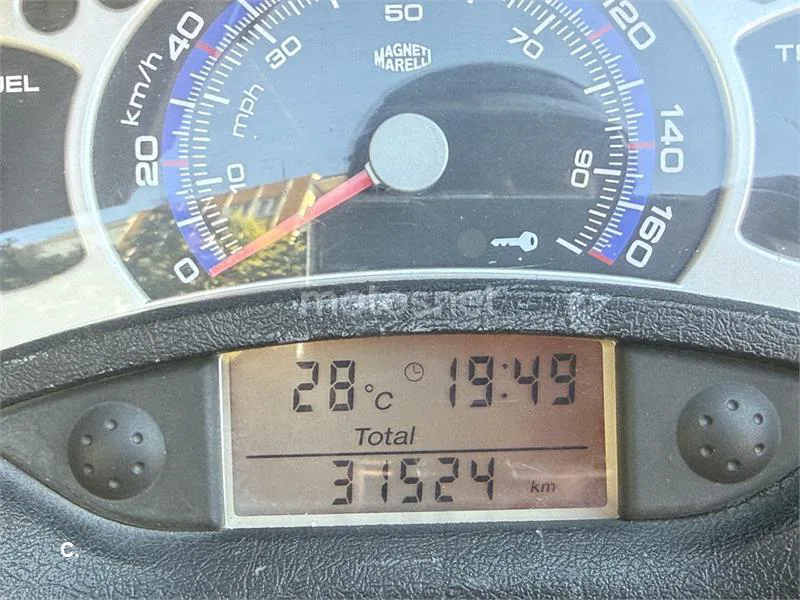 Yamaha XMAX 125 - Vista 5