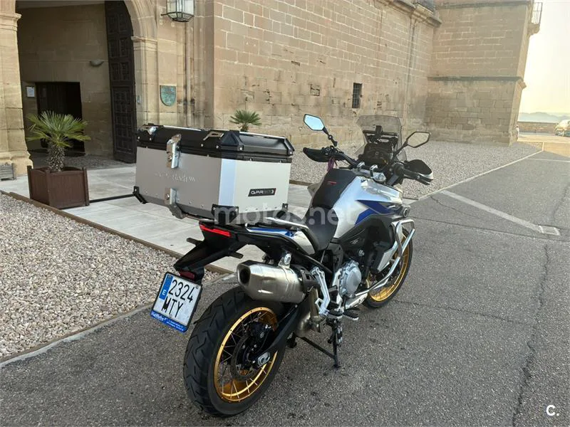 Voge 900DSX - Vista 4
