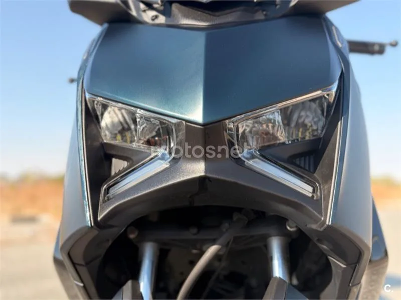 Yamaha XMAX 125 - Vista 11