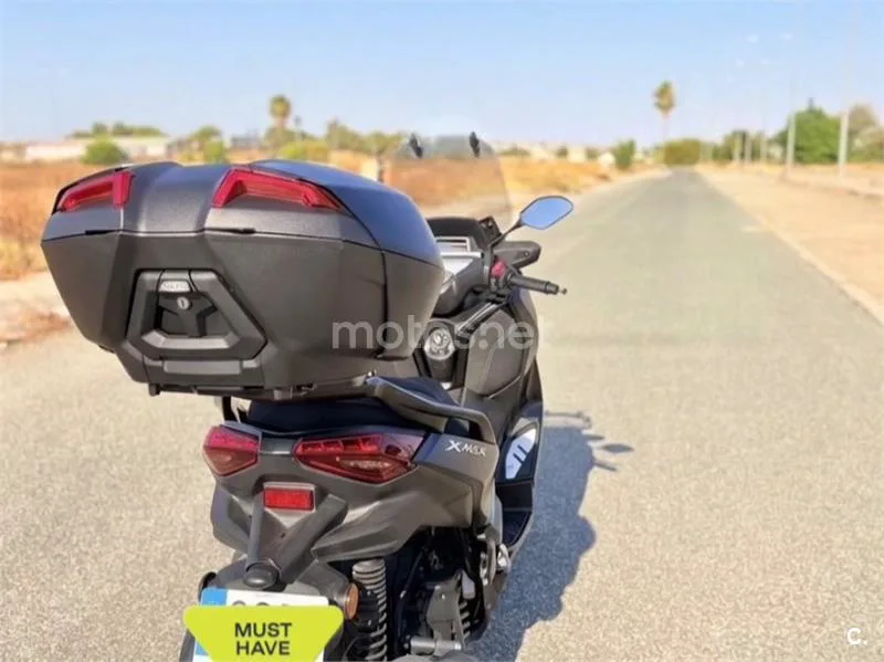 Yamaha XMAX 125 - Vista 7