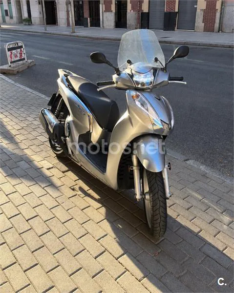 Honda SH300i 4150 € 2017 Madrid - 2