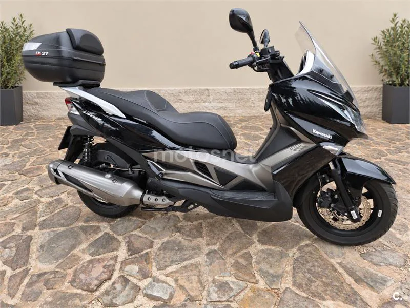 Kawasaki J300 - Vista 4