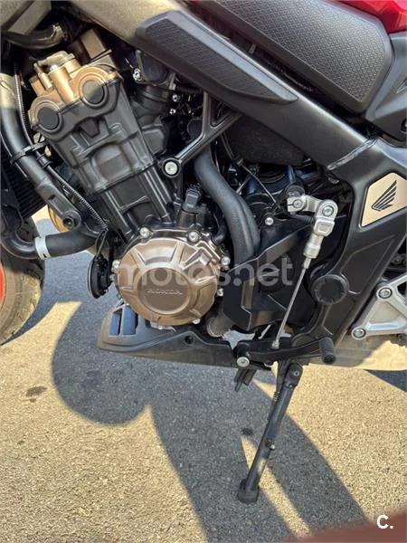 Honda CB650R - Vista 7