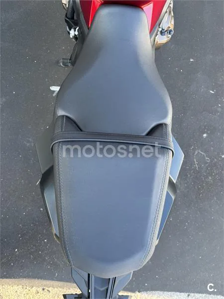 Honda CB650R - Vista 9