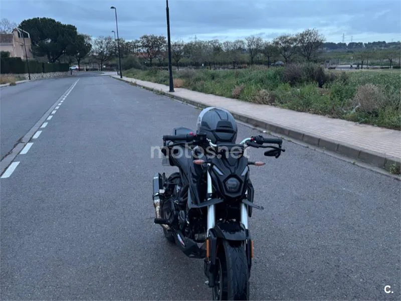 Voge 125R - Vista 4