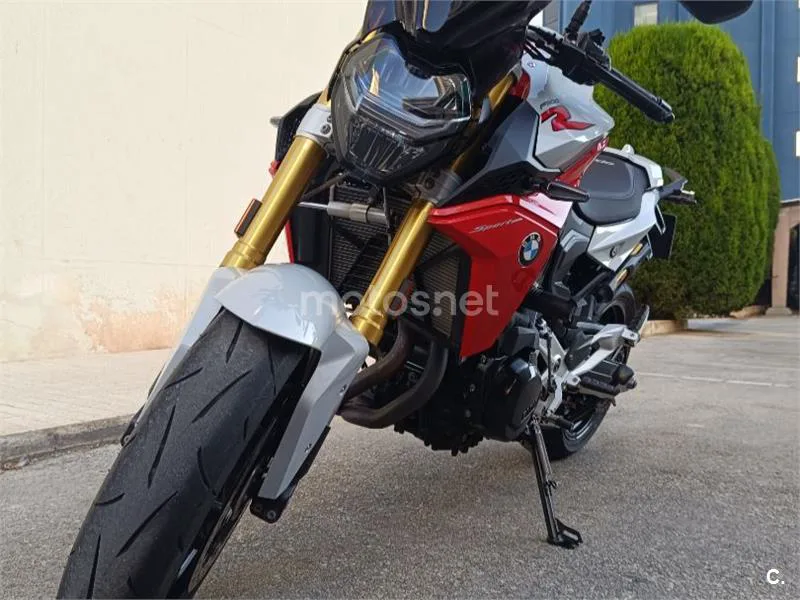 BMW F 900 R - Vista 3