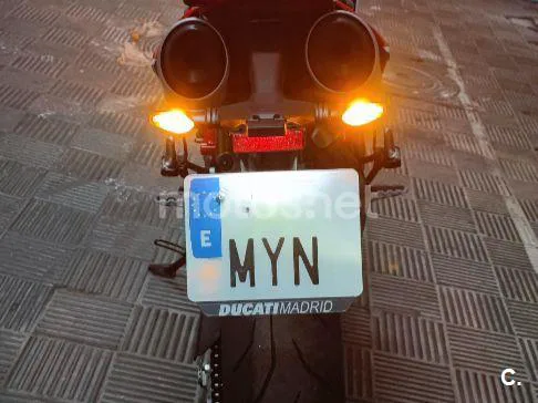 Ducati Hypermotard - Vista 13