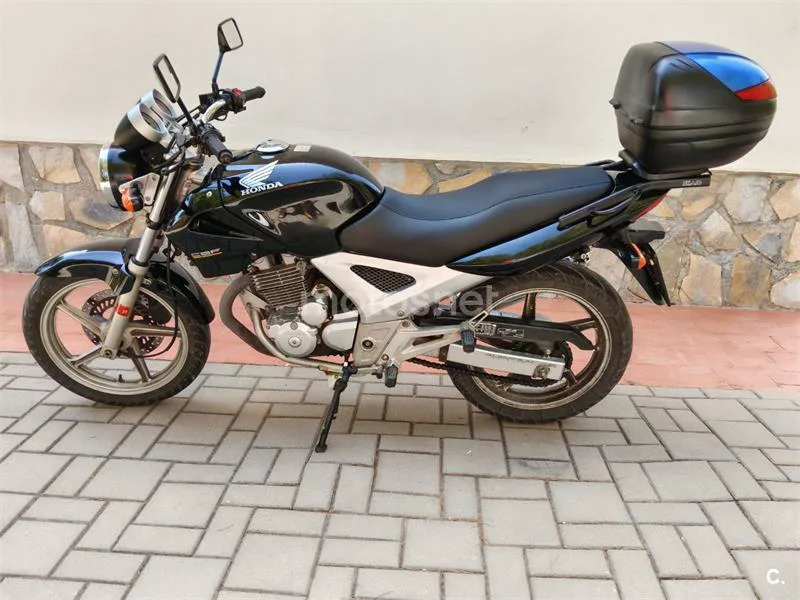 Honda CBF250 - Vista 4