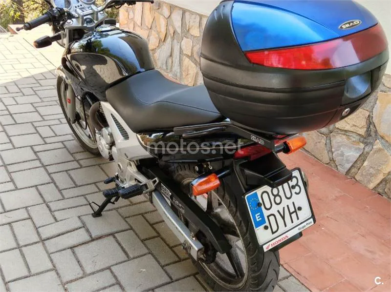 Honda CBF250 - Vista 6