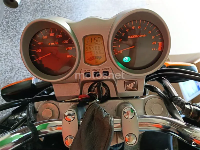 Honda CBF250 - Vista 7