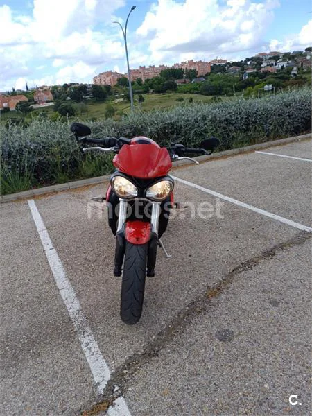 Triumph Street Triple 4700 € 2018 Madrid - 1