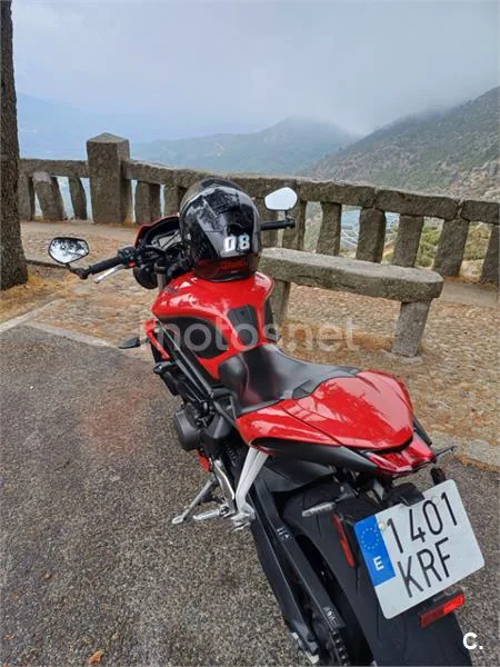 Triumph Street Triple - Vista 6