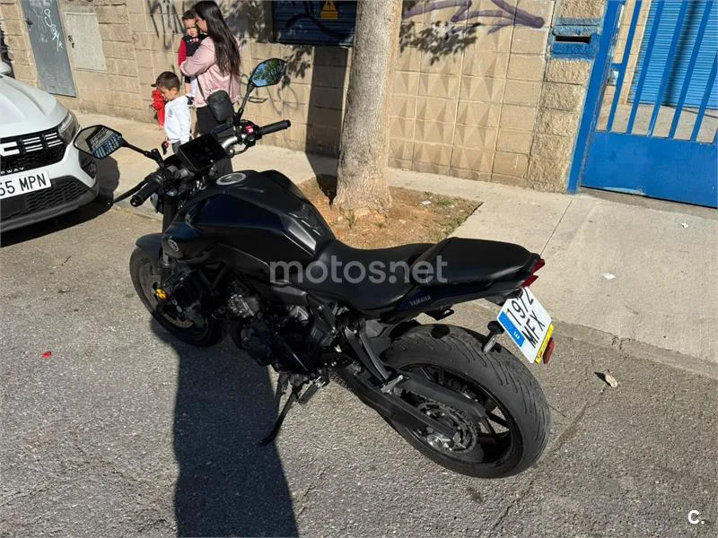 Yamaha MT-07 - Vista 3