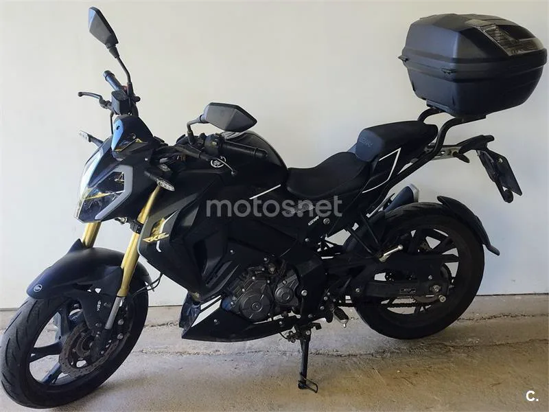 Keeway RKF 125 - Vista 5