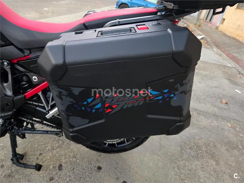 Honda CRF1100L Africa Twin - Vista 11
