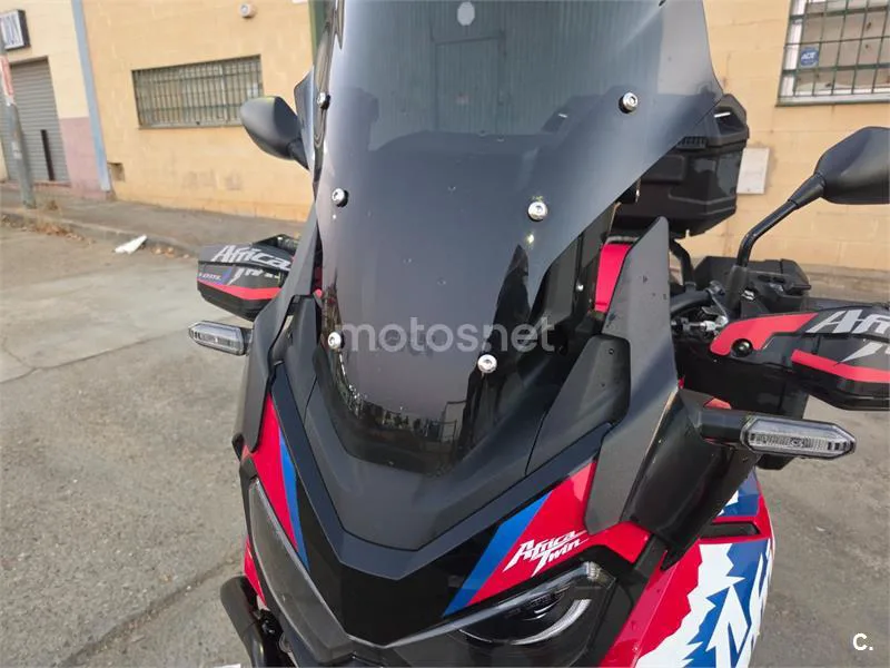 Honda CRF1100L Africa Twin - Vista 17