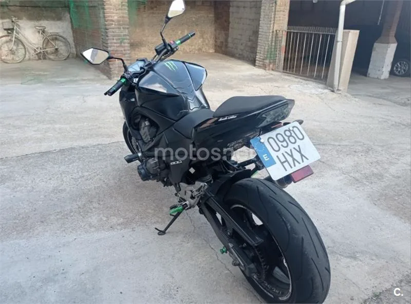 Kawasaki Z800 - Vista 5