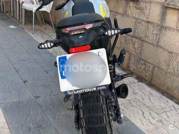 Zontes GK 125 - Vista 4