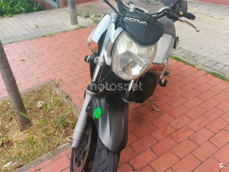 Suzuki GSR600 1700 € 2007 Barcelona - 1