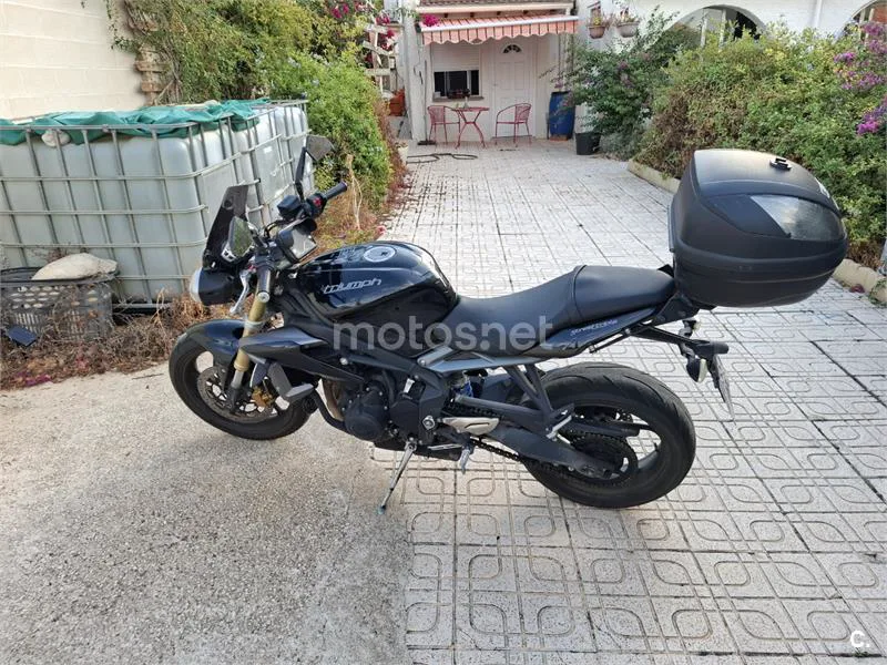 Triumph Street Triple - Vista 3