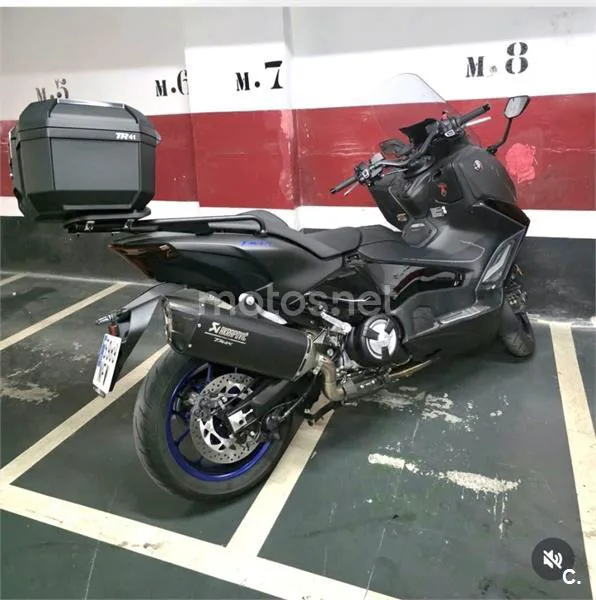 Yamaha TMAX - Vista 3