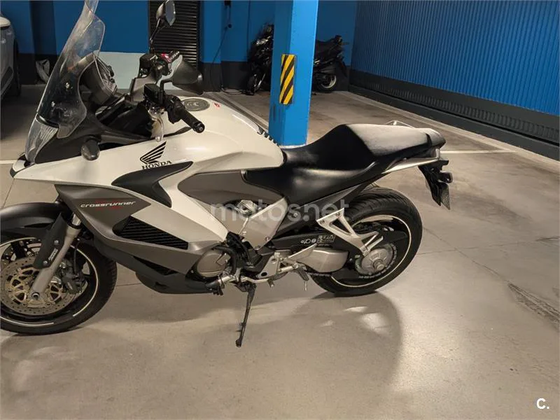 Honda VFR800X Crossrunner - Vista 3