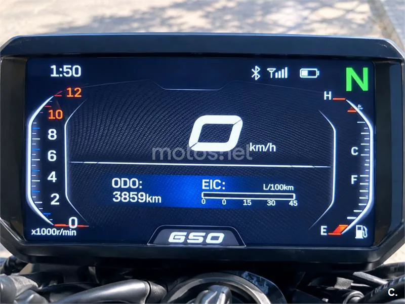 CFMOTO 650NK - Vista 5