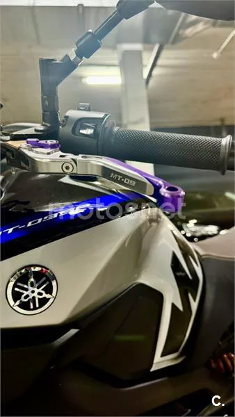 Yamaha MT-09 - Vista 3