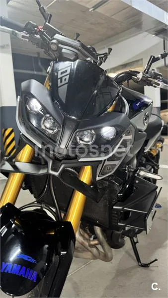 Yamaha MT-09 - Vista 5