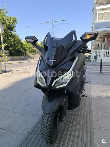 Honda Forza 125 - Vista 10