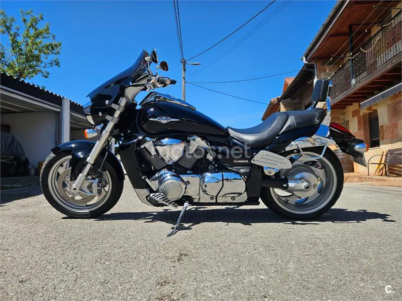 Suzuki Intruder M1800R - Vista 11