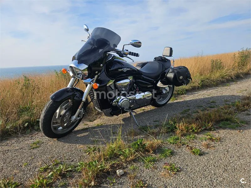 Suzuki Intruder M1800R - Vista 6