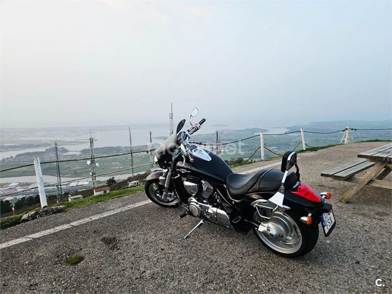 Suzuki Intruder M1800R - Vista 7