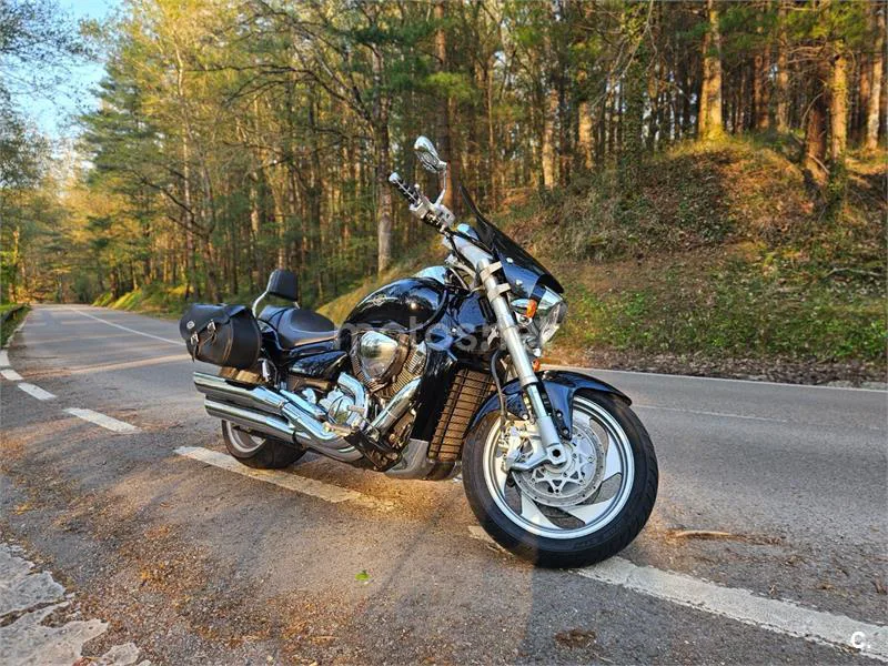 Suzuki Intruder M1800R - Vista 9