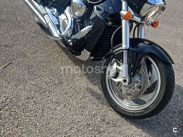 Suzuki Intruder M1800R - Vista 10